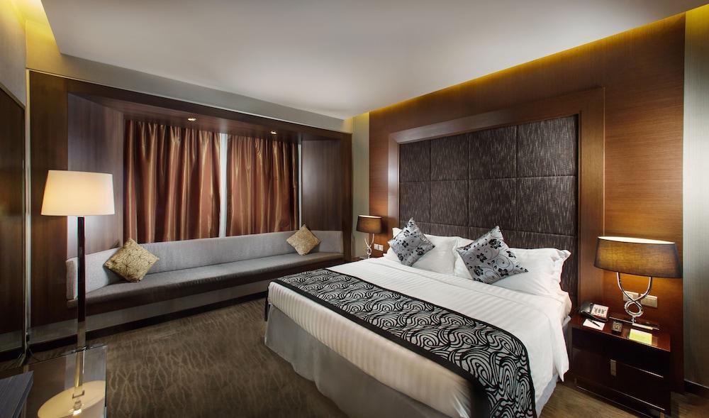 Wyndham Singapore Hotel Exterior photo Deluxe Room